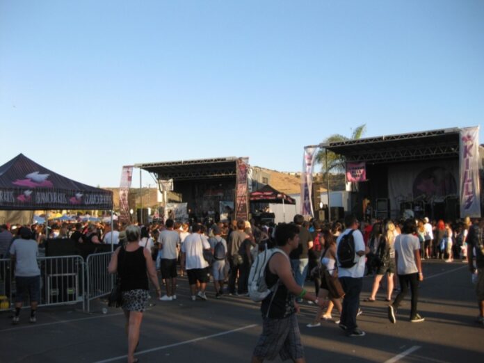 Warped tour